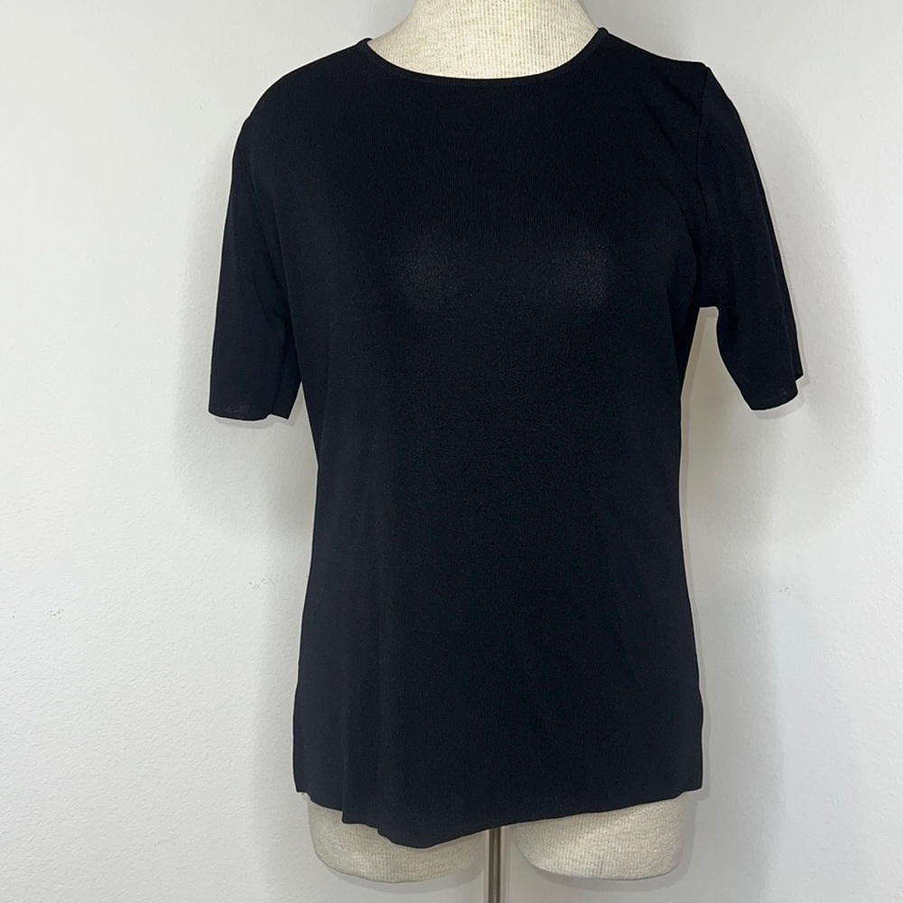 🔹 Misook Short Sleeve Top